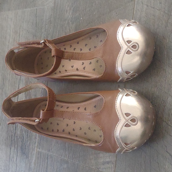 Tan & gold Hanna Andersson leather size 3 girls shoes - Picture 2 of 7